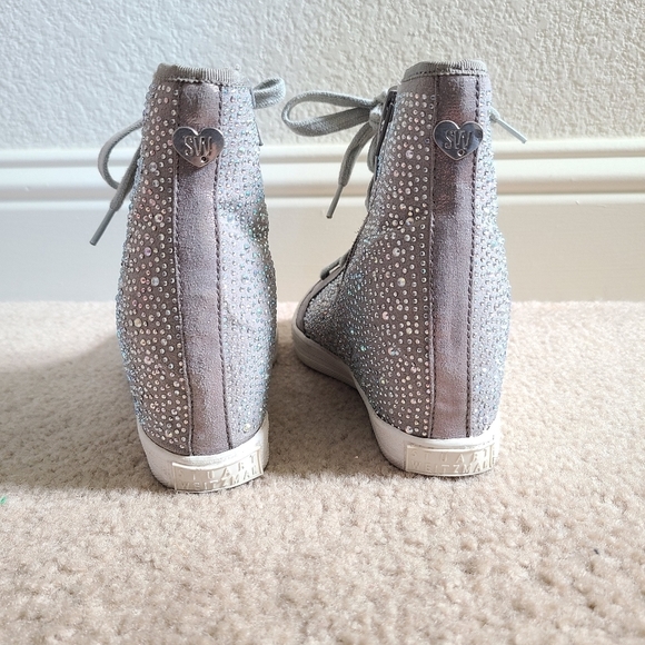 Stuart Weitzman Vance Jewel Hidden Wedge High Top Sneaker - Picture 3 of 11